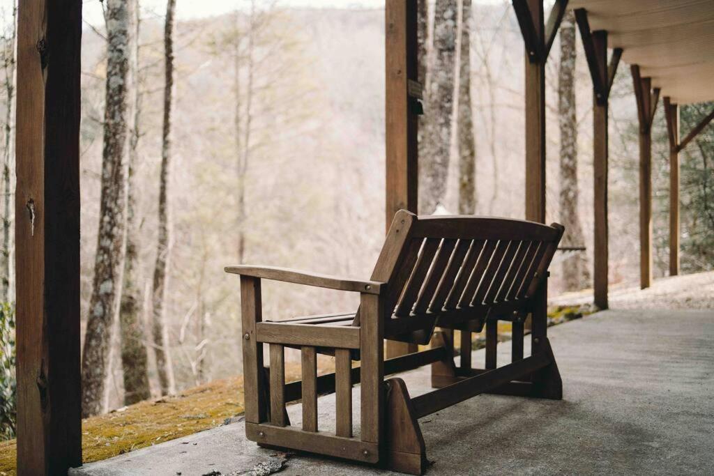 Serene & Cozy - Peaceful View - Fireplace - Creek Fleetwood Luaran gambar